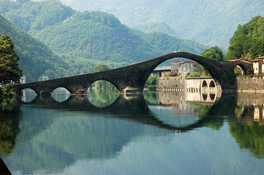 Ponte del Diavolo ili Maddalena, - Borgo a Mozzano | Secret World Trip Planner