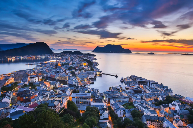 أوليسوند - Ålesund | Secret World Trip Planner