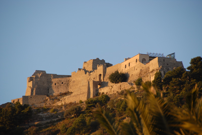 அரேச்சி கோட்டை - Castello | Secret World Trip Planner