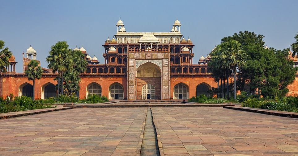 Tomb of Akbar the Great - Agra | Secret World Trip Planner