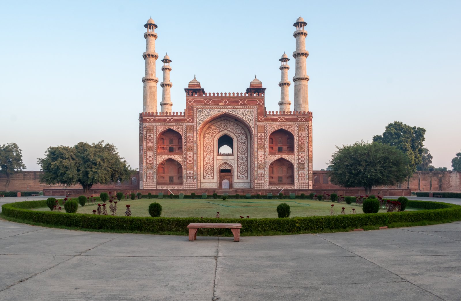 Tomb of Akbar the Great - Agra | Secret World Trip Planner