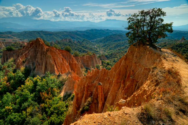 Piramidi di arenaria di Melnik - Sandanski | Secret World Trip Planner