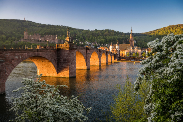 Heidelberg တံတားဟောင်း - Heidelberg | Secret World Trip Planner