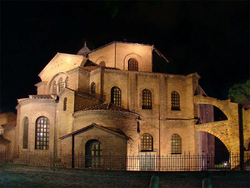 سان وٹالی کی باسیلیکا - Ravenna | Secret World Trip Planner