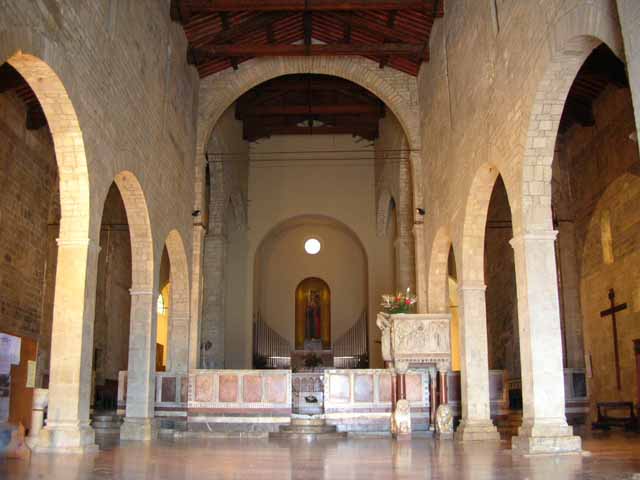 Katedrála Barga - Barga | Secret World Trip Planner