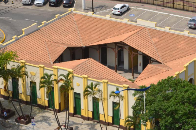 Gustave Eiffel og Mercado Publico - Itajaí - SC | Secret World Trip Planner