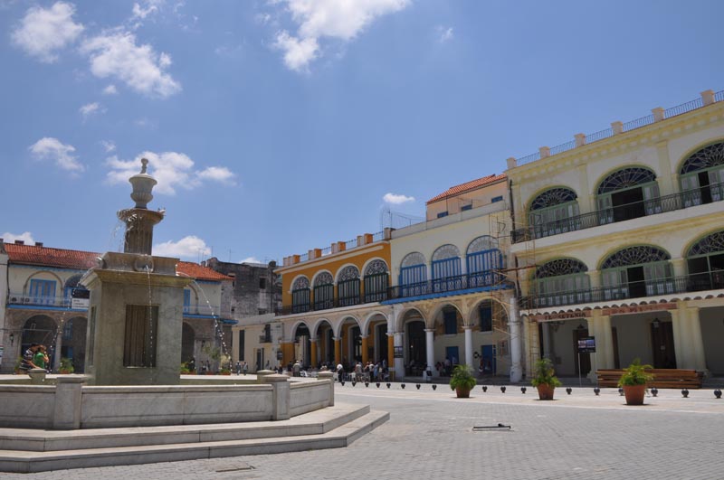 بلازا فيجا - La Habana | Secret World Trip Planner