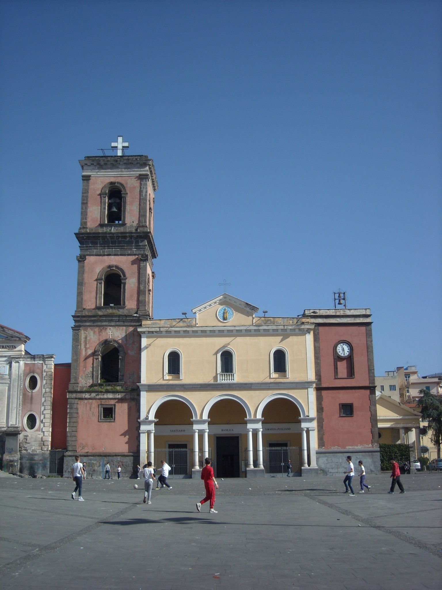 Herculano e a Basílica de Santa Maria em Pugliano - Ercolano | Secret World Trip Planner