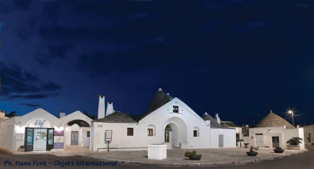 ಟ್ರುಲ್ಲೊ ಸಾರ್ವಭೌಮ - Alberobello | Secret World Trip Planner