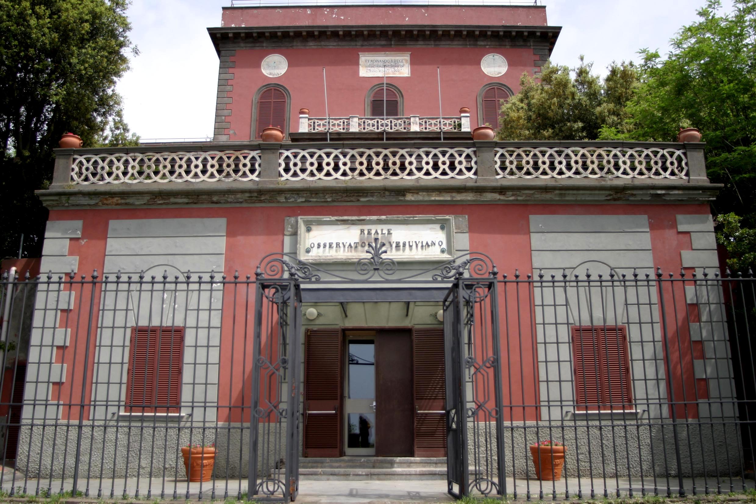 Vesuviar Behatokia - Contrada Osservatorio | Secret World Trip Planner