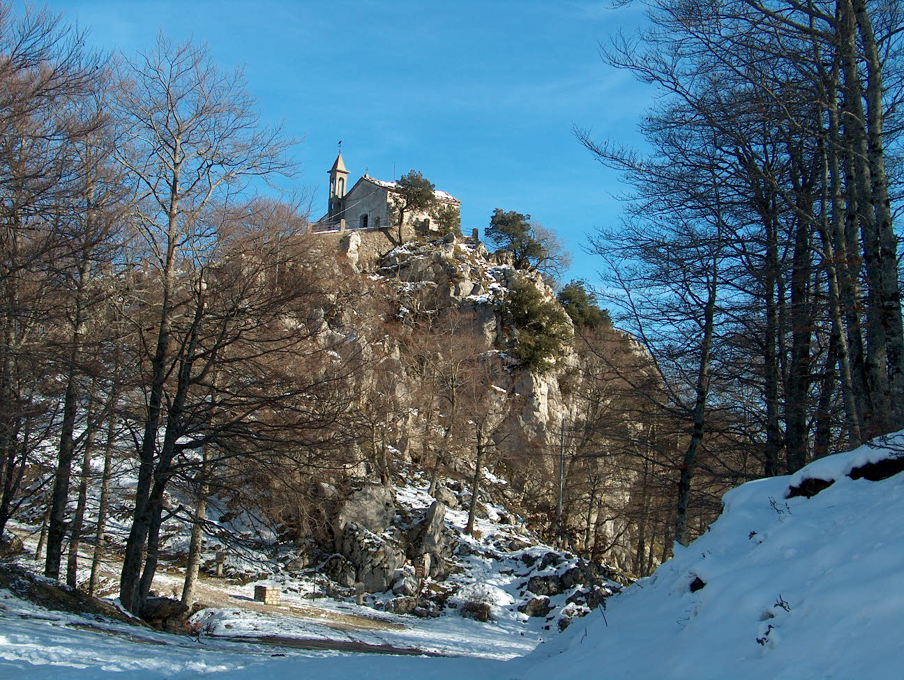 Calvello in keramika - Calvello | Secret World Trip Planner