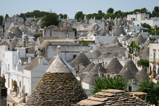 Monti rajons - Alberobello | Secret World Trip Planner
