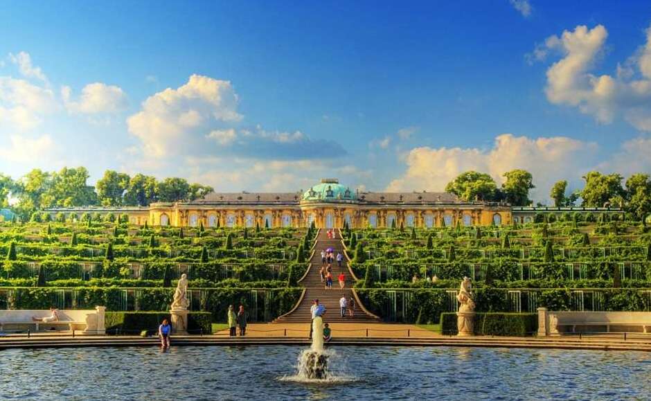 无忧宫/花园和梯田葡萄园之间的奇迹  - Potsdam | Secret World Trip Planner