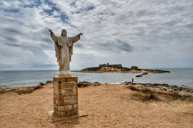 شاطئ Isola delle Correnti - 96010 | Secret World Trip Planner