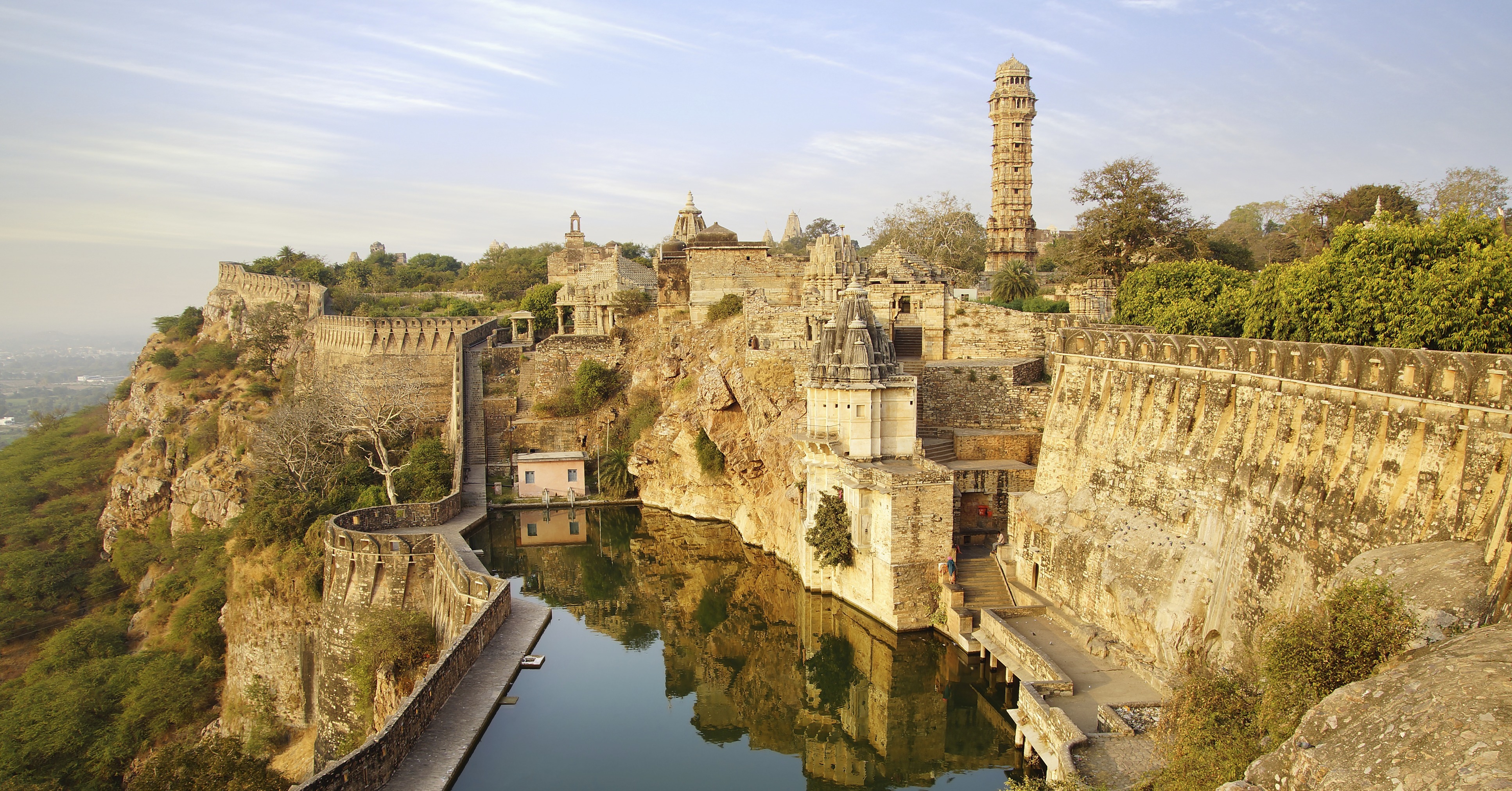 นายเบนเตงจิตตอร์การห์ - Chittorgarh | Secret World Trip Planner