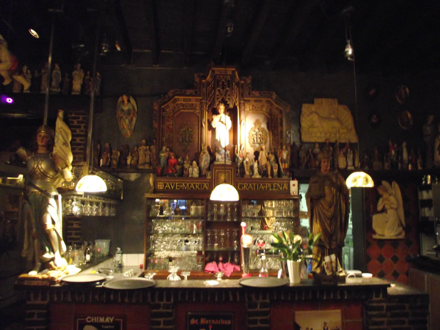 O Elfde Gebod e o 11º mandamento - Antwerpen | Secret World Trip Planner