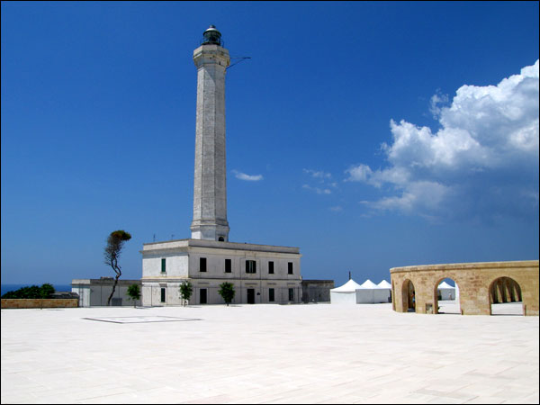 Ang parola ng Santa Maria di Leuca    - Leuca | Secret World Trip Planner