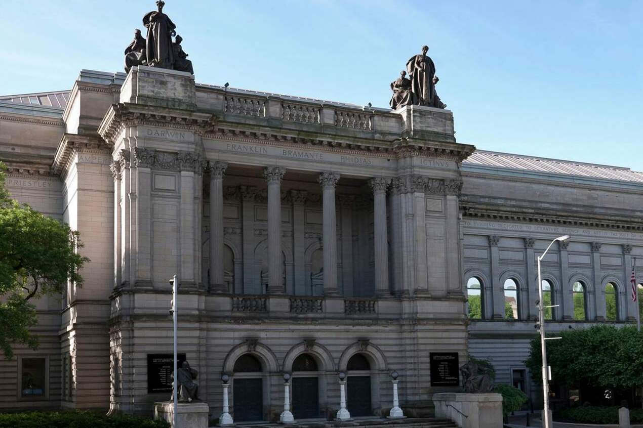 Carnegie Loodusloomuuseum Pittsburghis - Pittsburgh | Secret World Trip Planner