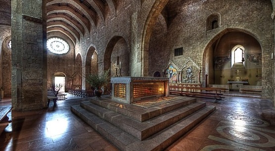 Assisi dan Benedict biara di Gunung Subasio - Assisi | Secret World Trip Planner