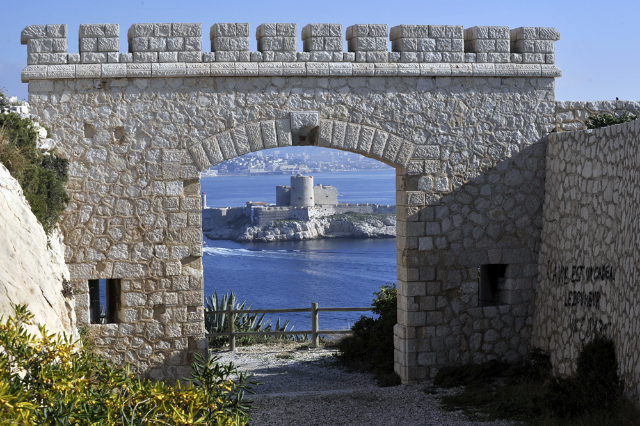 Fort de Ratonneau - Marseille | Secret World Trip Planner