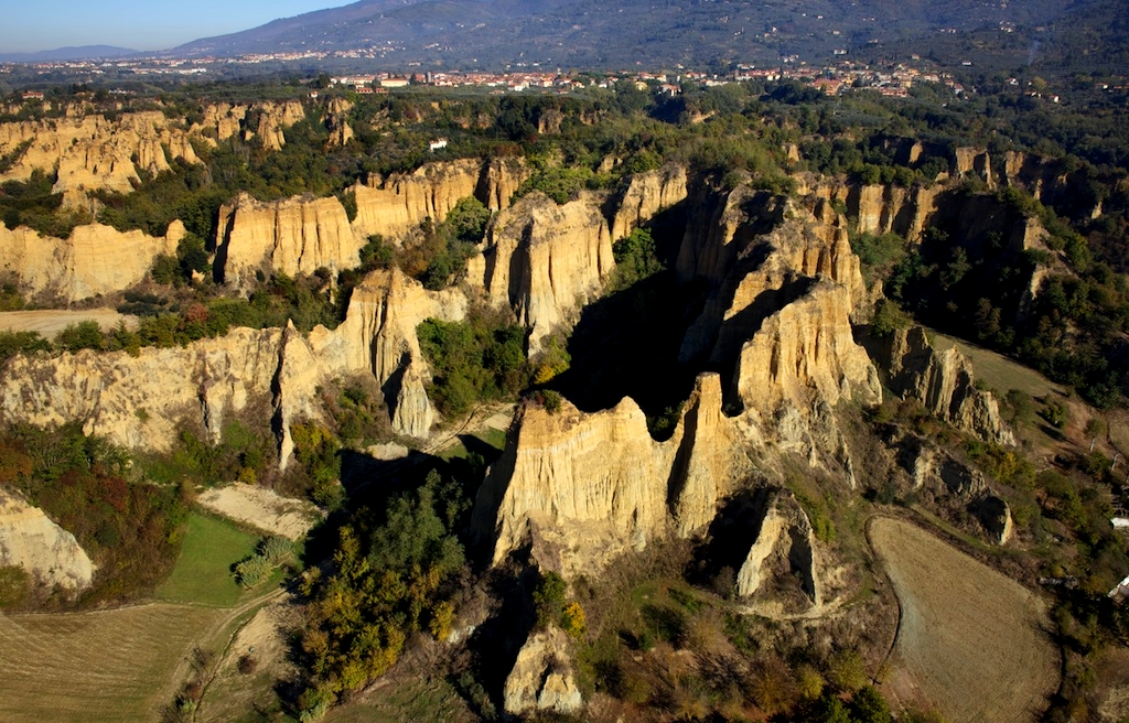 Скелі Вальдарно - 52020 Castelfranco di sopra AR | Secret World Trip Planner