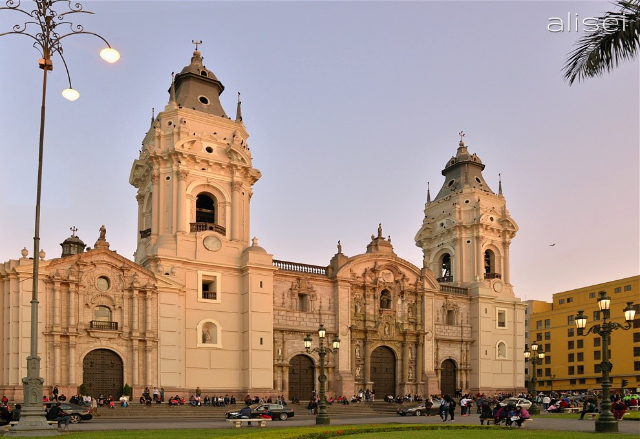 Lima Cathedral - Lima | Secret World Trip Planner