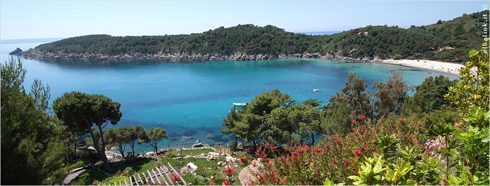 Παραλία Φετόβια - Fetovaia | Secret World Trip Planner