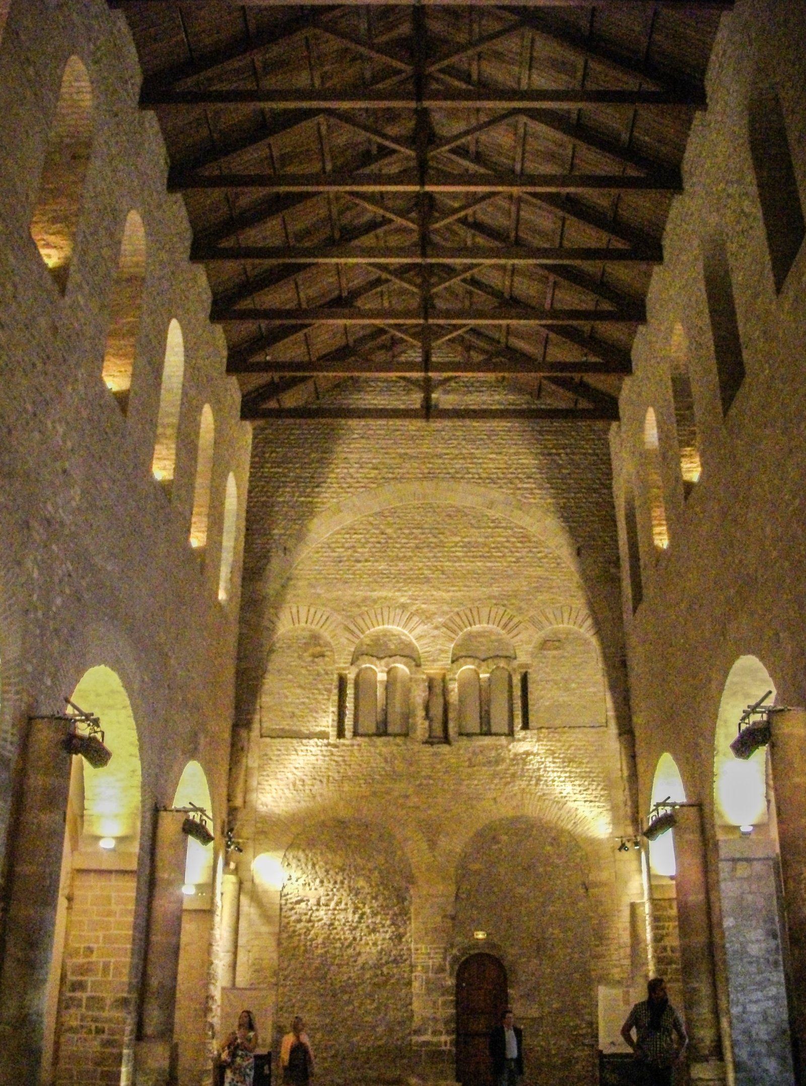 Metz | Basilica di Saint-Pierre-Aux-Nonnains - Metz | Secret World Trip Planner