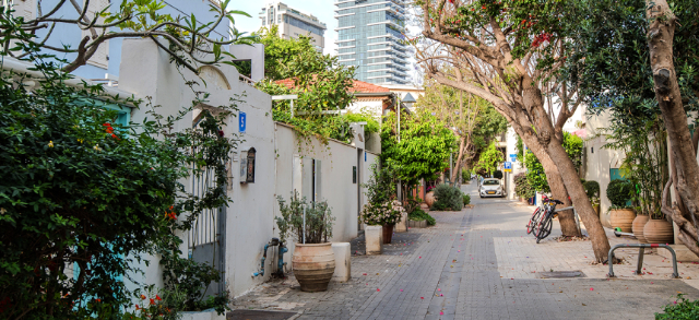 Jmenuje se Tzedek - Tel Aviv | Secret World Trip Planner