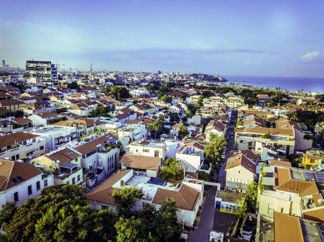 Njegovo ime je Tzedek - Tel Aviv | Secret World Trip Planner