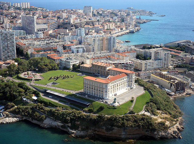 สวนพะโร - Marseille | Secret World Trip Planner