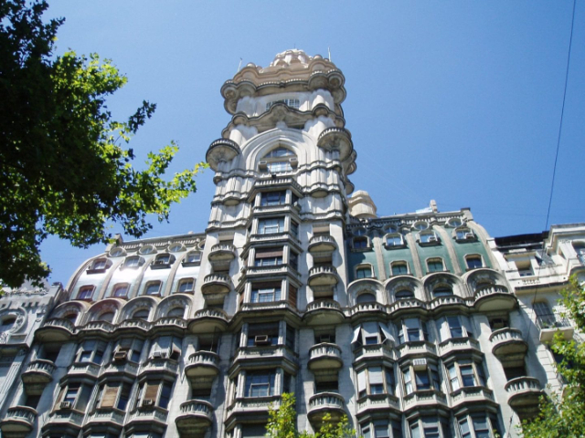 ബറോലോ കൊട്ടാരം - Buenos Aires | Secret World Trip Planner