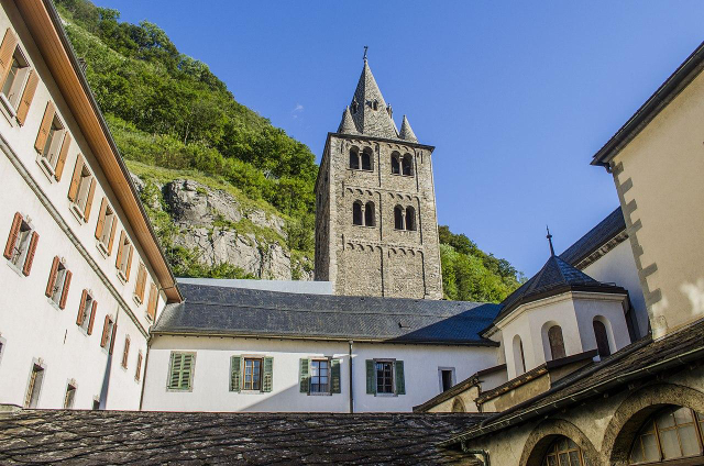 Abtei von St. Maurice d'Agaune - Saint-Maurice | Secret World Trip Planner