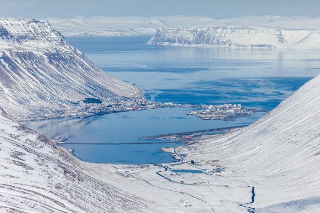 ઇસાફજોરદુર — Ísafjörður