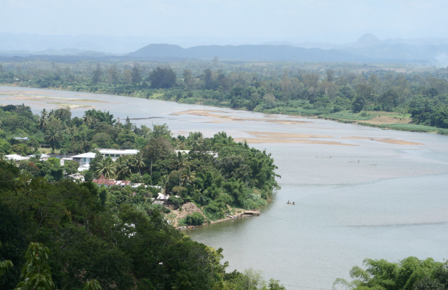 Kanal Pangalanes - Manakara | Secret World Trip Planner