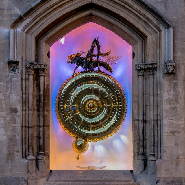 კორპუსის საათი და ქრონოფაგი - 58 Trumpington St | Secret World Trip Planner