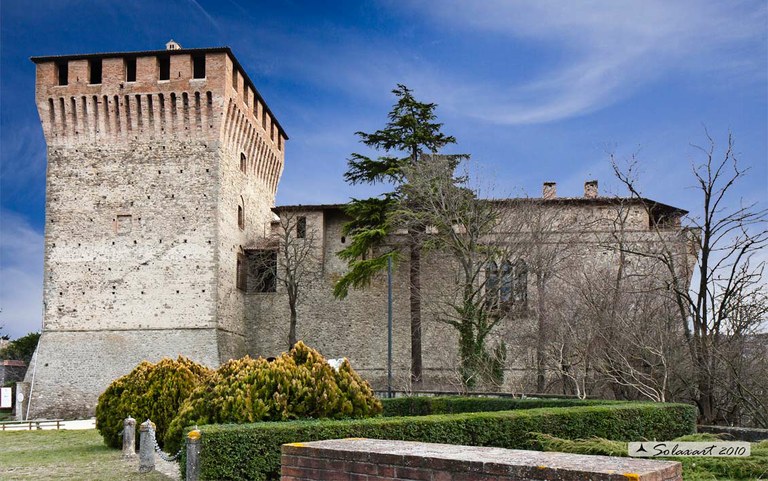 Grad Varano De Melegari - Varano de' Melegari | Secret World Trip Planner