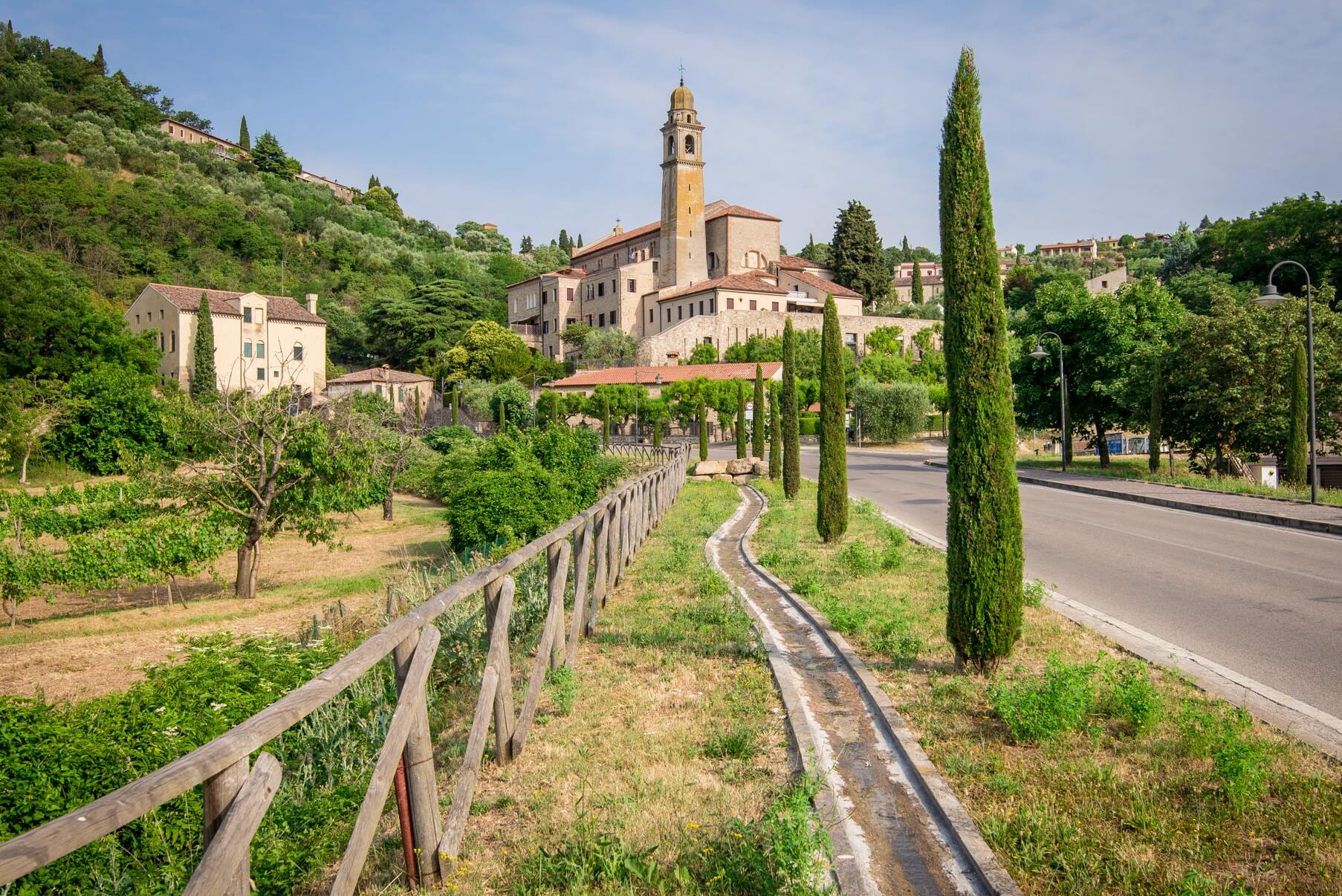 Arquà Petrarca: Středověká vesnice na kopcích Euganean - Arquà Petrarca | Secret World Trip Planner