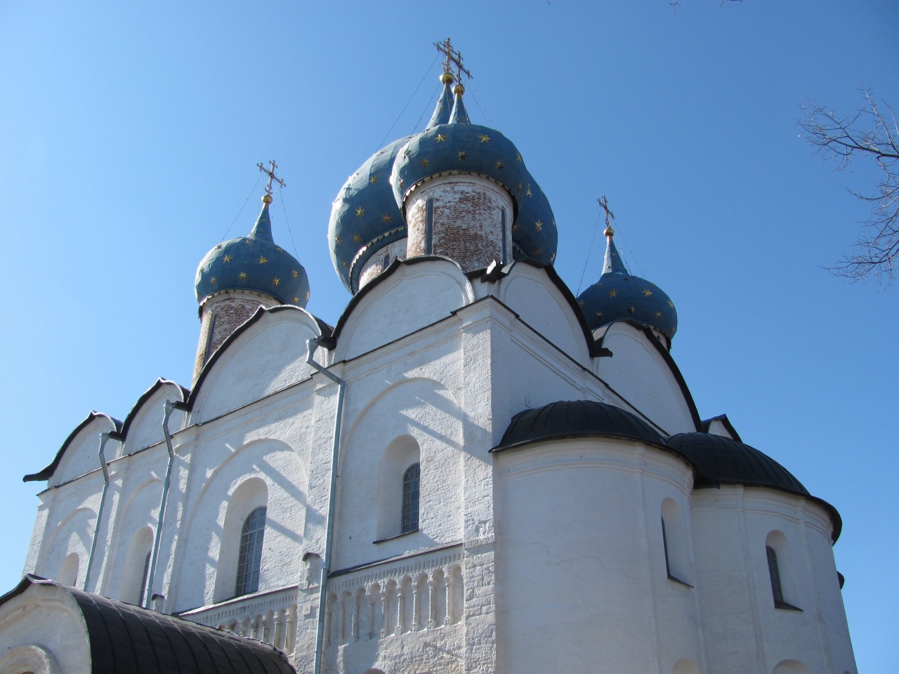 The ancient Kremlin of Suzdal - Suzdal | Secret World Trip Planner