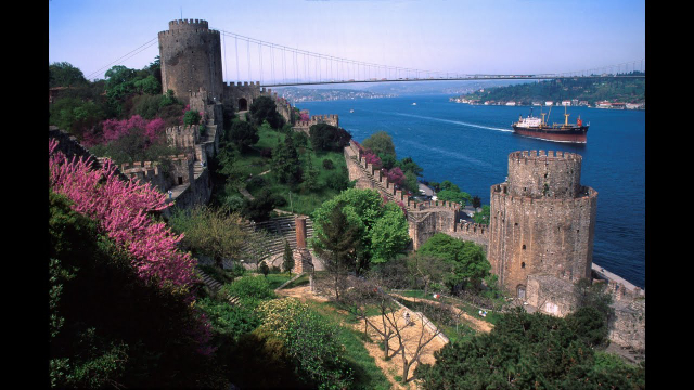 Fortaleza de Rumeli - Yahya Kemal Cd. | Secret World Trip Planner