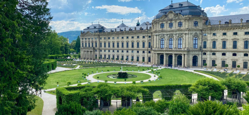 Резиденз ва боғҳои Вюрцбург - Würzburg | Secret World Trip Planner