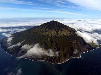 Tristan da Cunha volkanik adalar grubudur - Tristan da Cunha | Secret World Trip Planner