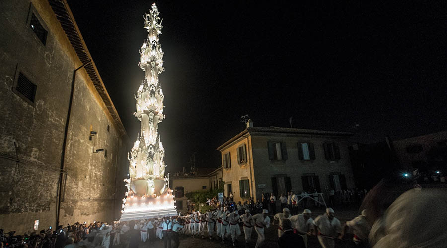 Santarosa машина - Viterbo | Secret World Trip Planner