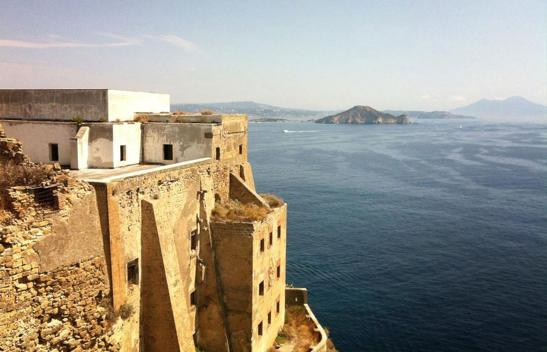 Палаццо д'Авалос - Procida | Secret World Trip Planner