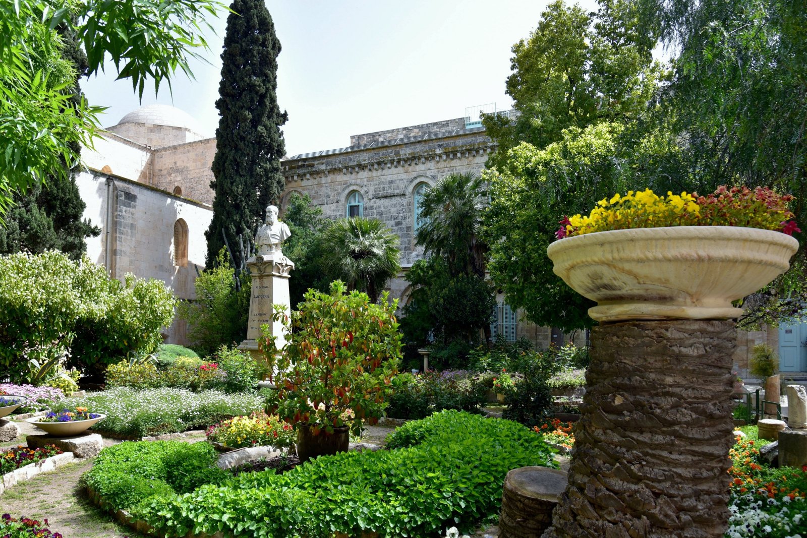 Giardino delle Lavigerie ( Chiesa di Sant'Anna ) - Gerusalemme | Secret World Trip Planner