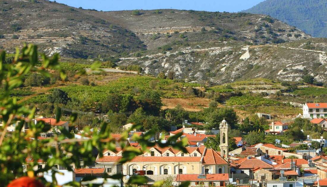 Cipro : Omodos in district of the Wine villages — Omodos