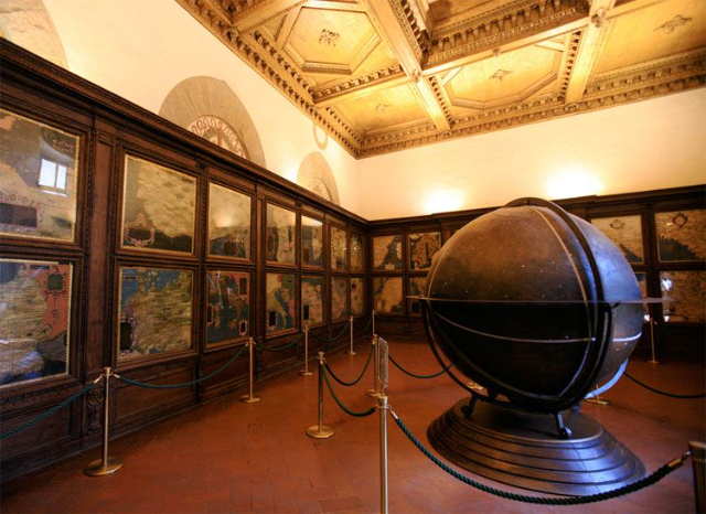 Salle des cartes Médicis - Firenze | Secret World Trip Planner