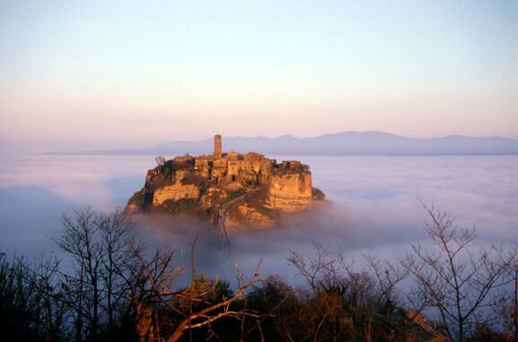 Civita di Bagnoregio ເມືອງທີ່ຕາຍແລ້ວ - Civita | Secret World Trip Planner