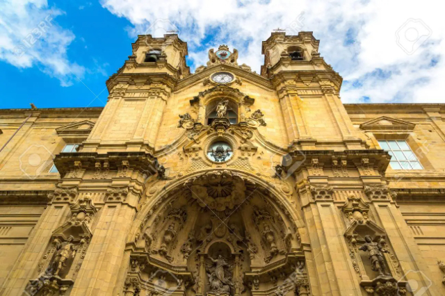 बेसिलिका ऑफ़ आवर लेडी ऑफ़ द क्वायर - Donostia | Secret World Trip Planner