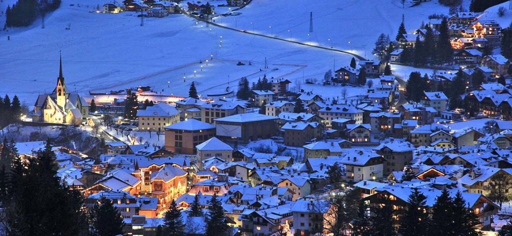 Moena e le luci della Val di Fassa - Moena | Secret World Trip Planner